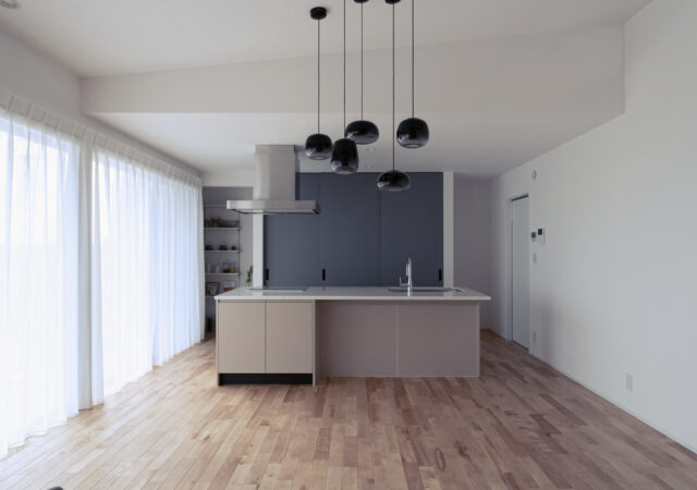 グレー×ホワイトの洗練モダン